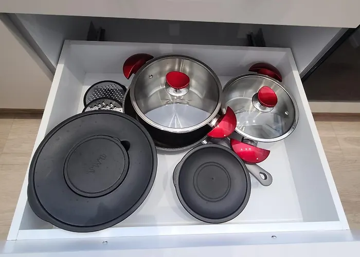 The Whispering Dawn - City Centre Apartment * Tirana